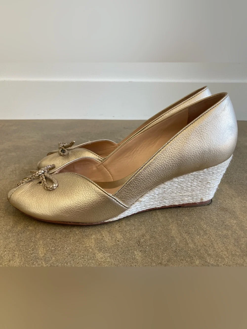 Gold Leather Wedge Heel Espadrille Peep Toe Shoes Size 9.5